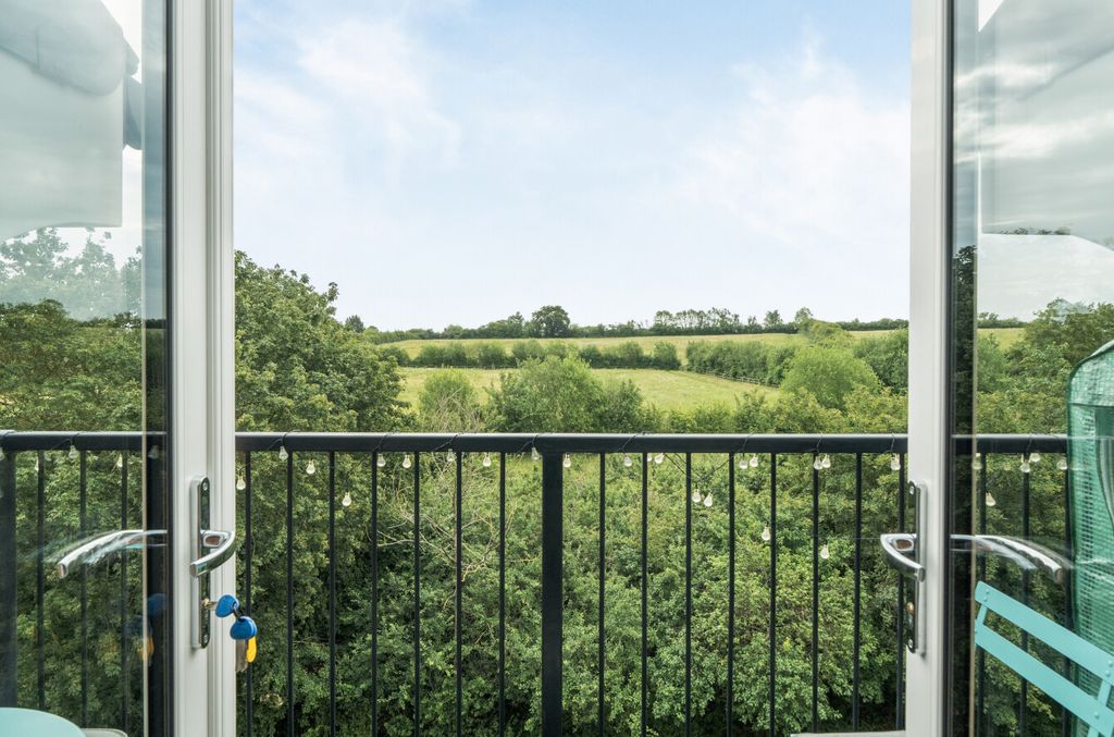 Property photo 3 of 22 1478810-24-6A2Fc1...