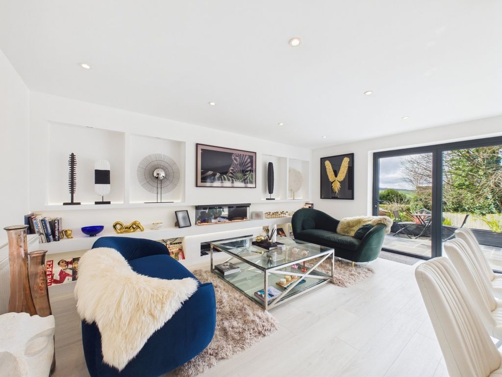 Property photo 3 of 18 Picture No. 13