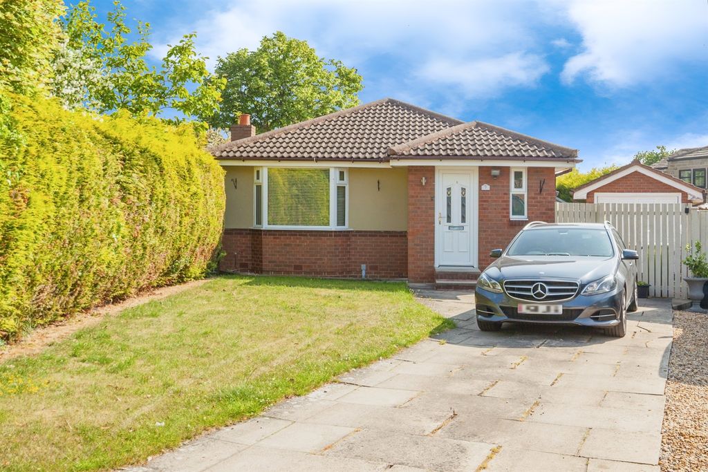 Property photo 1 of 17