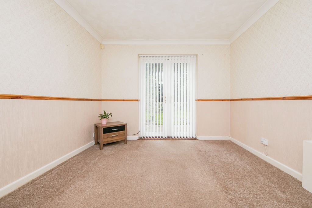 Property photo 2 of 19 Photography