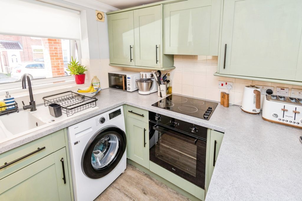 Property photo 3 of 13 Pbox-Img.Jpg
