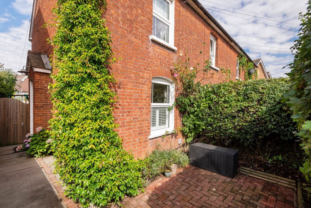 Property photo 2 of 15