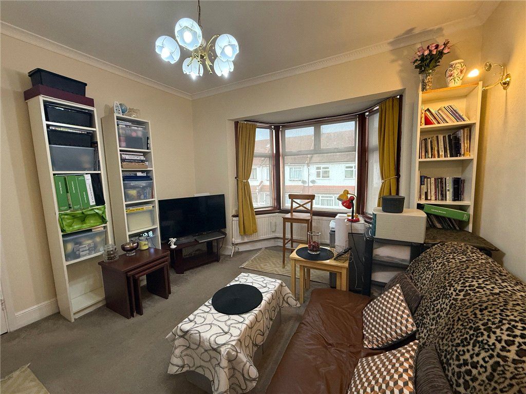 Property photo 2 of 11 Picture No. 26