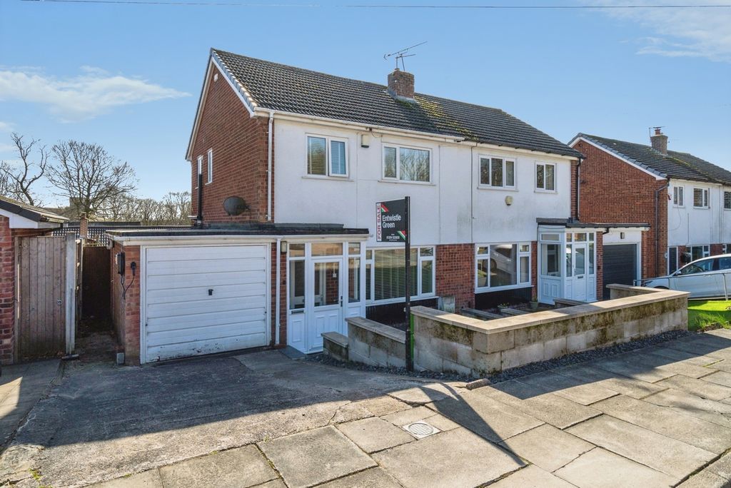 Property photo 1 of 30 Pbox-Img.Jpg