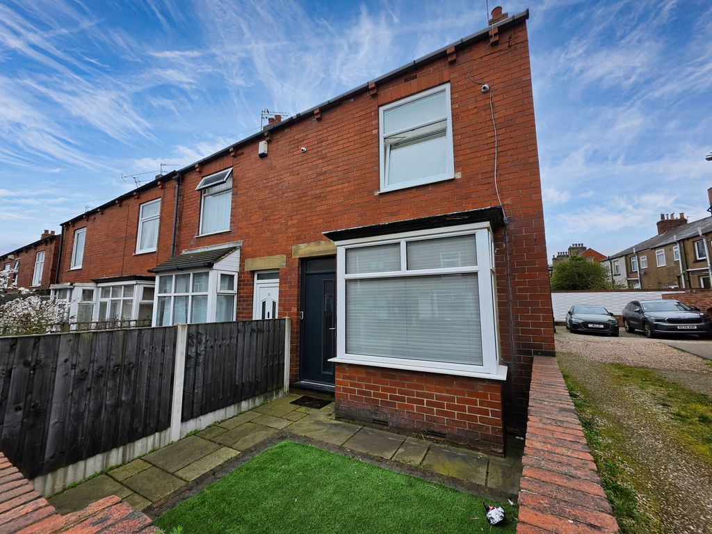 Property photo 3 of 17