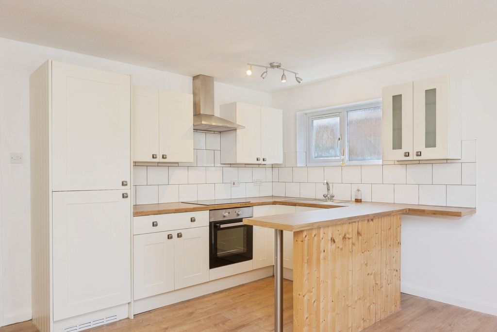 Property photo 2 of 11 Pbox-Img.Jpg