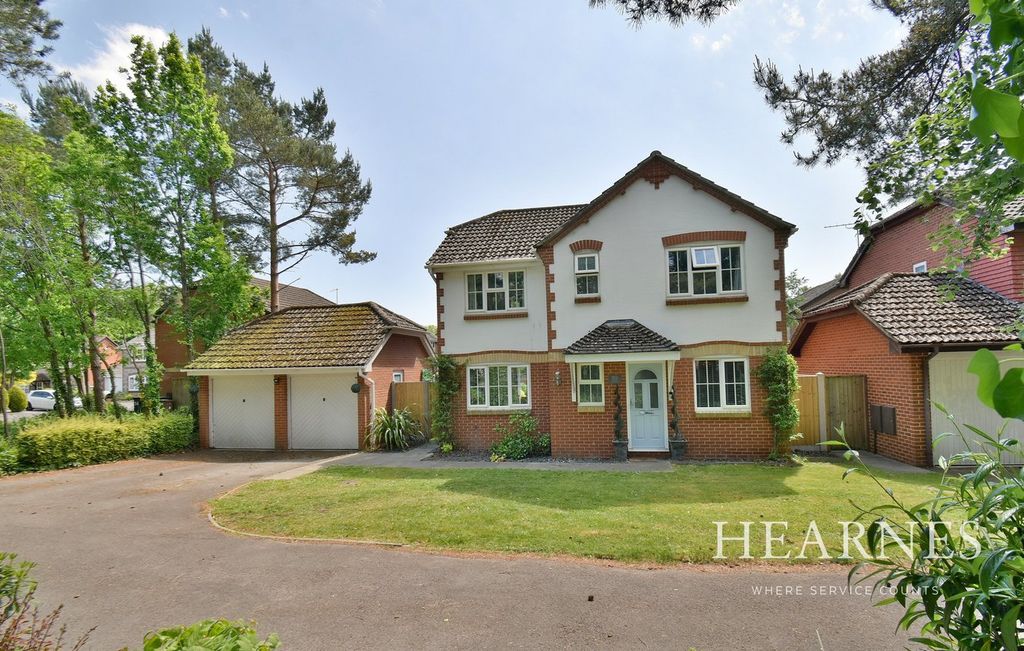 Property photo 1 of 18