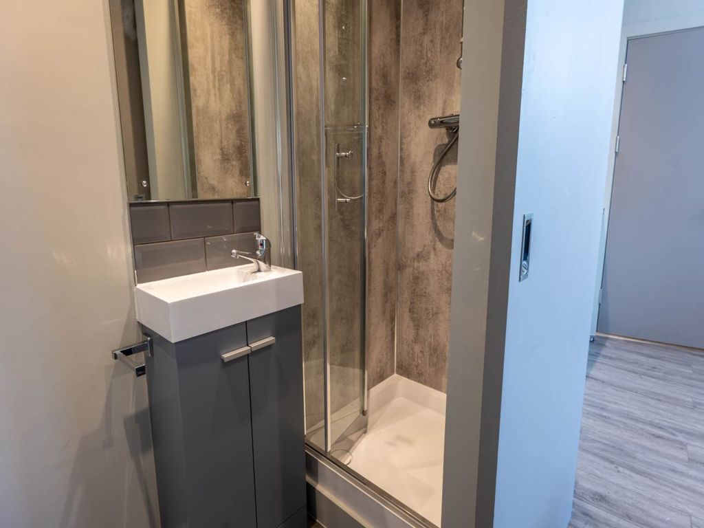 Property photo 3 of 16 81-Western-St-03 (1)