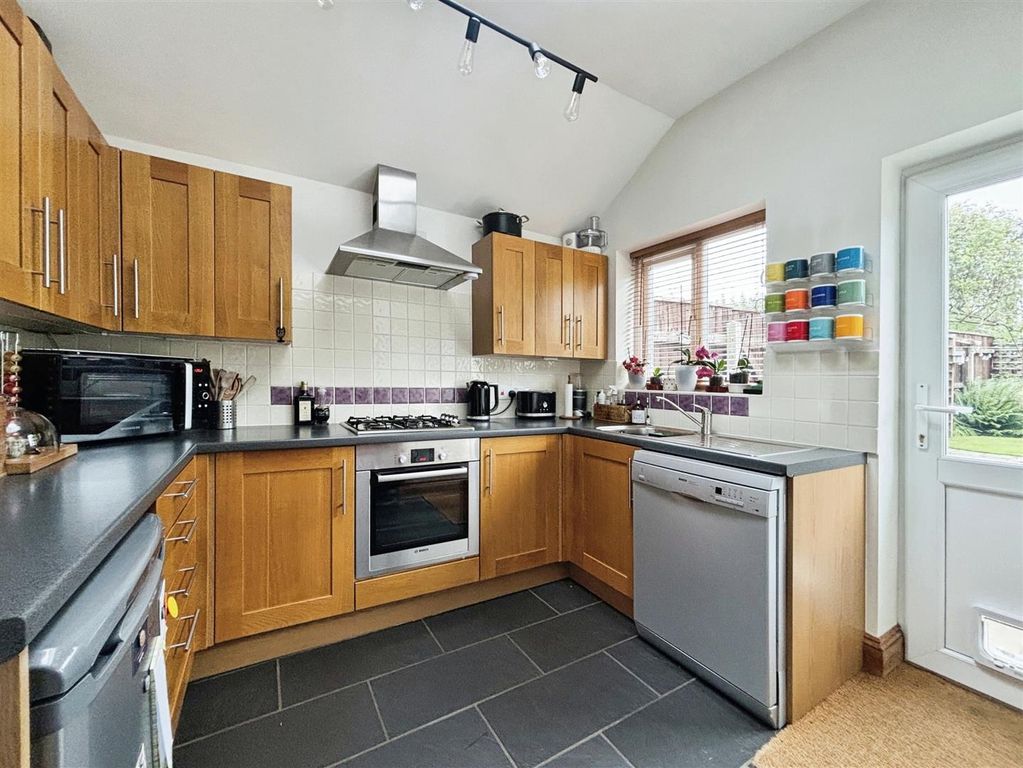 Property photo 3 of 17 17.Jpg