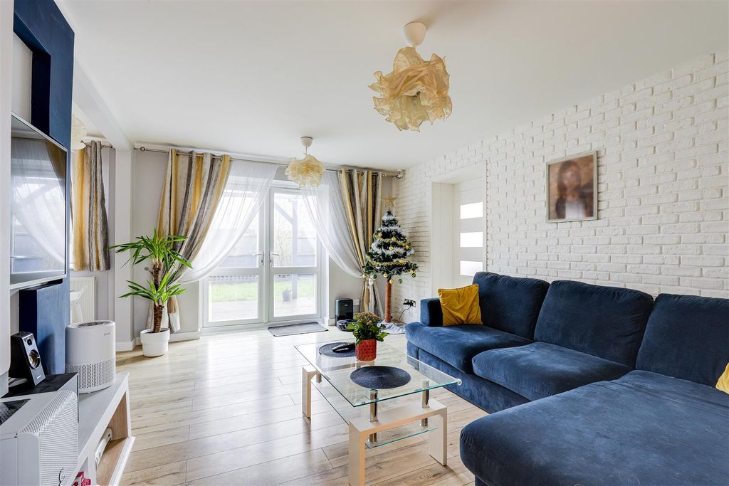 Property photo 2 of 20 Img_7146-Img_7150.Jpg