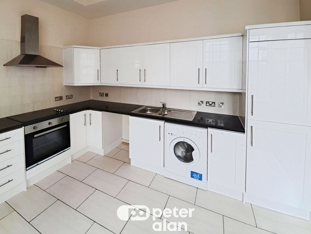 Property photo 2 of 8 Image