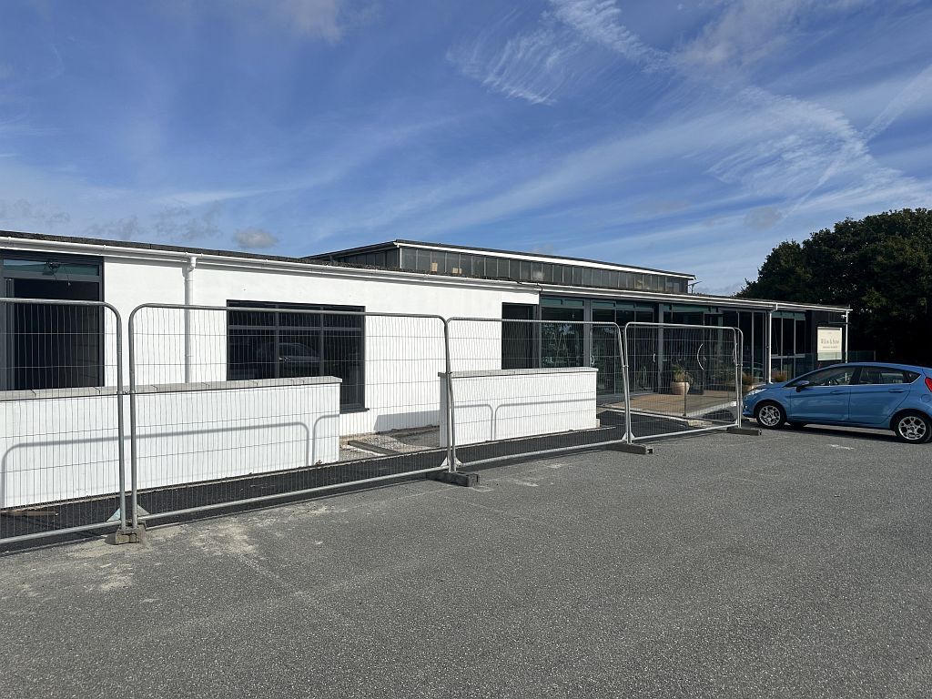 Property photo 3 of 8