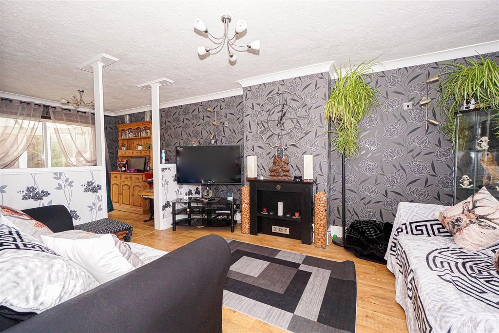 Property photo 2 of 25 Dsc06003.Jpg