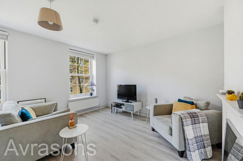 Property photo 2 of 12 Living Room