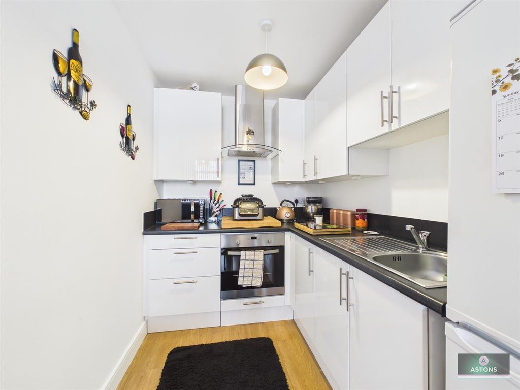 Property photo 2 of 5 Cam02067G0-Pr0335-Still003.Jpg