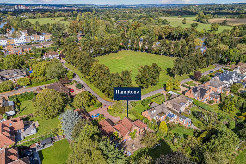 Property photo 1 of 18