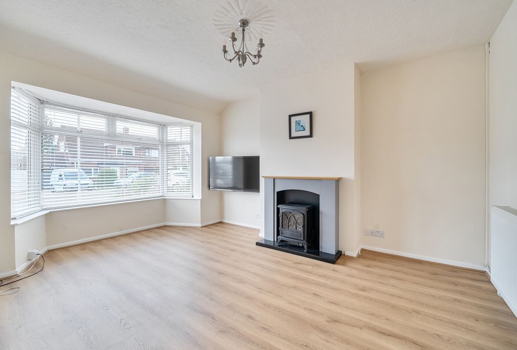 Property photo 2 of 19 1484798-3-6A4277B...