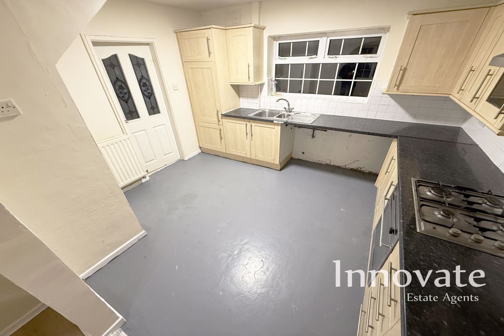 Property photo 3 of 8 Photo 3