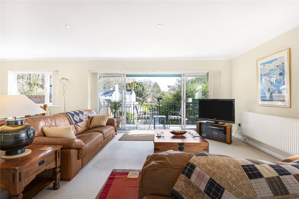 Property photo 2 of 23 Sitting Room View