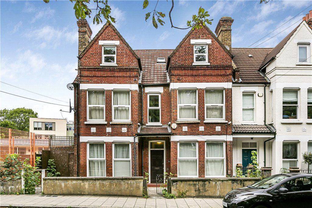 Property photo 1 of 17 External