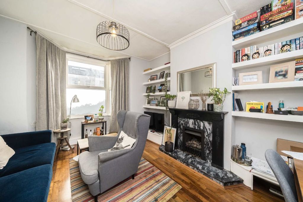 Property photo 3 of 5