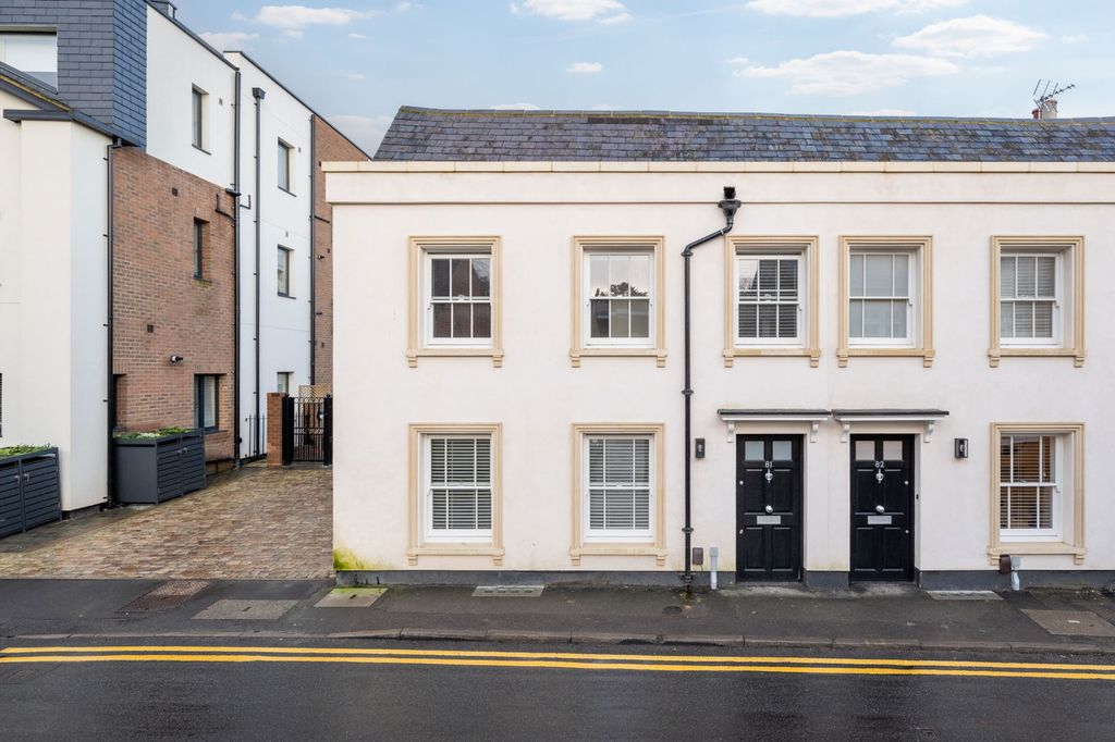 Property photo 1 of 34