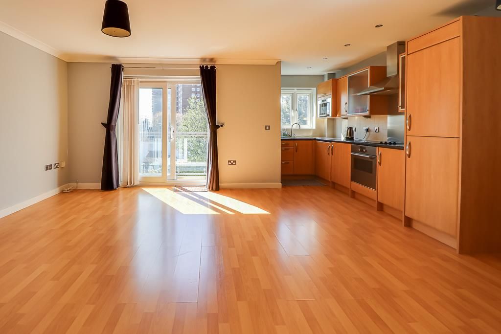 Property photo 3 of 22 Kitchen/Living Room