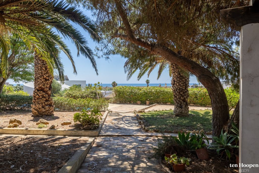 Property photo 3 of 30