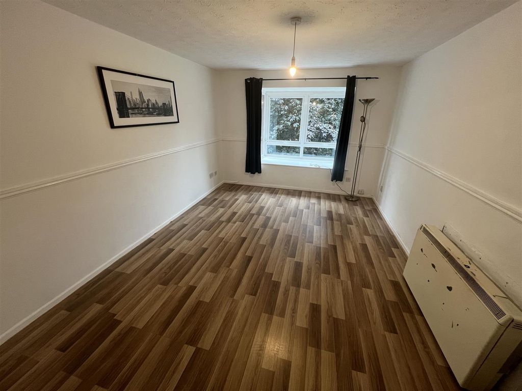 Property photo 2 of 5 Img_1680.Jpg