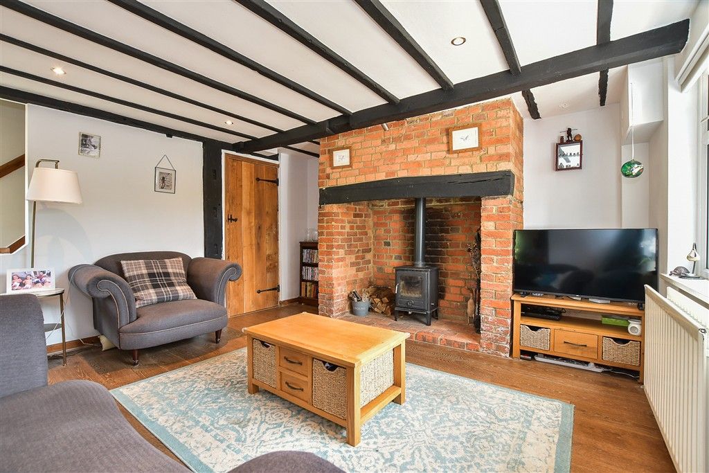 Property photo 3 of 15 Lounge