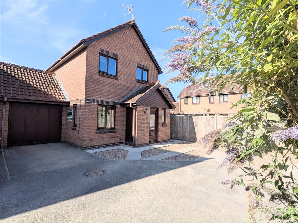 Property photo 1 of 21