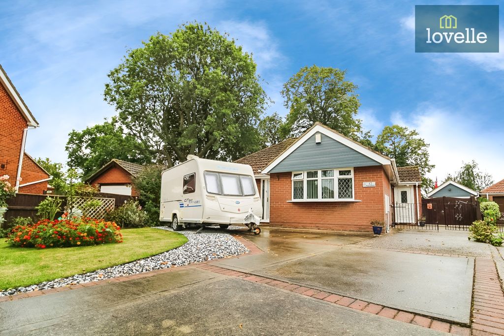 Property photo 1 of 24