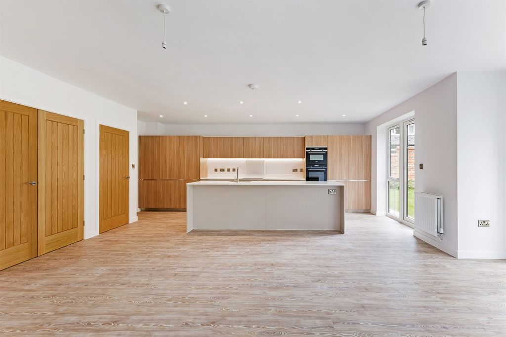 Property photo 3 of 15 Open Plan Kitchen/Dining/Family Room