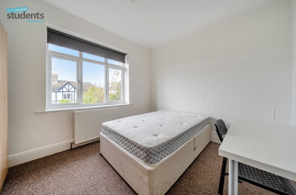 Property photo 1 of 7 Picture No. 20