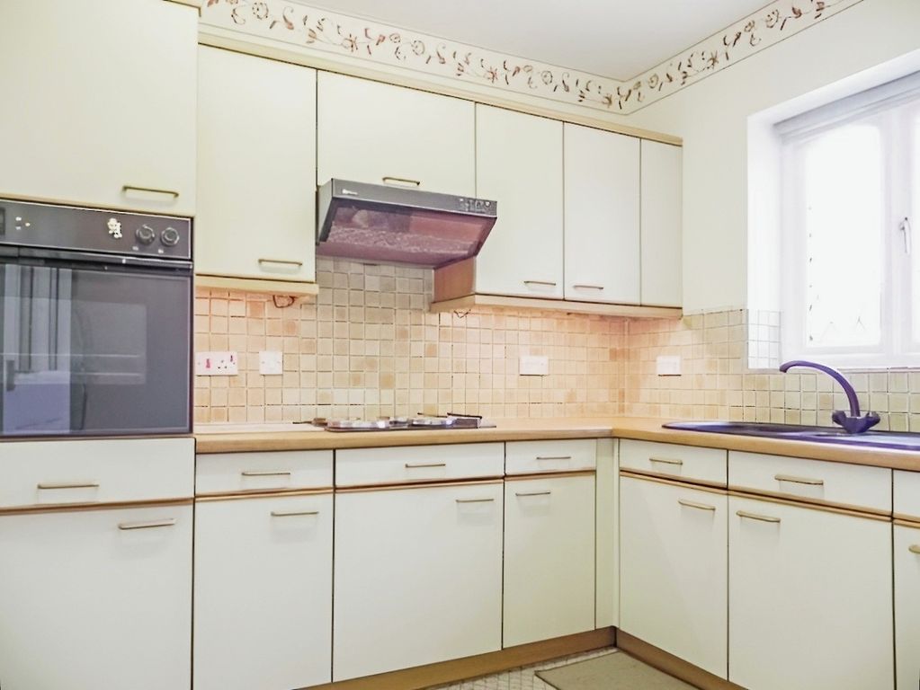 Property photo 3 of 16