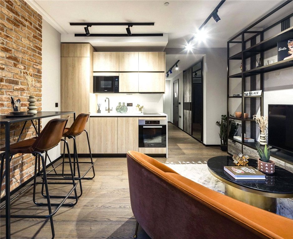Property photo 1 of 14 Reception Kitchen