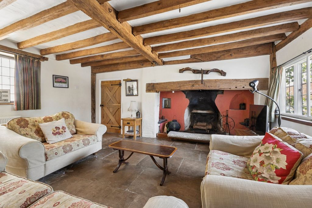 Property photo 3 of 18 Sitting Room
