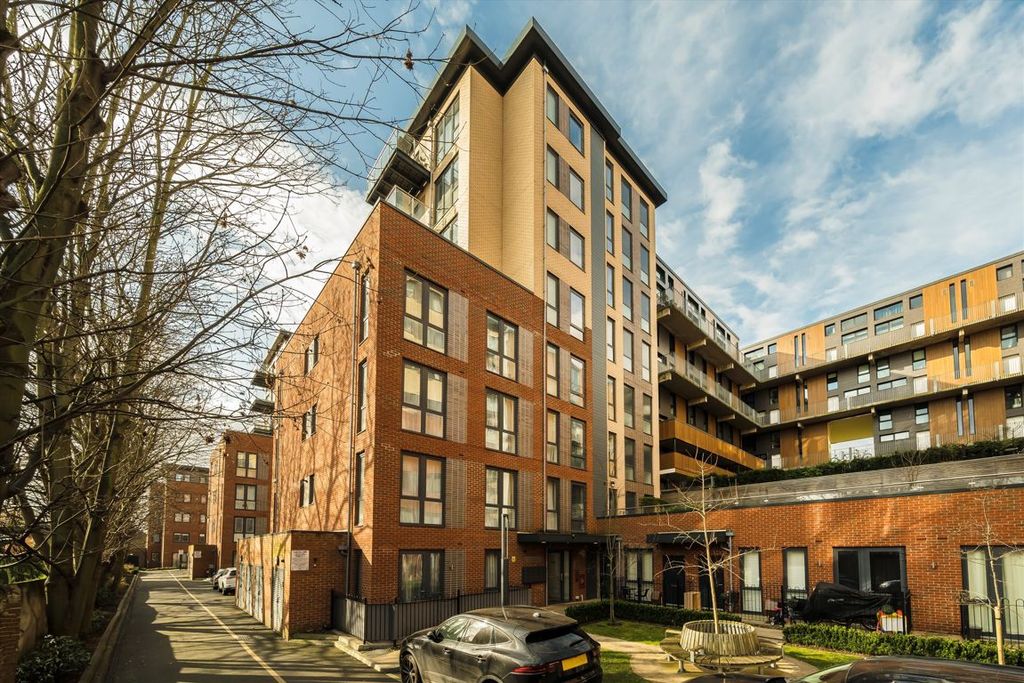 Property photo 1 of 1