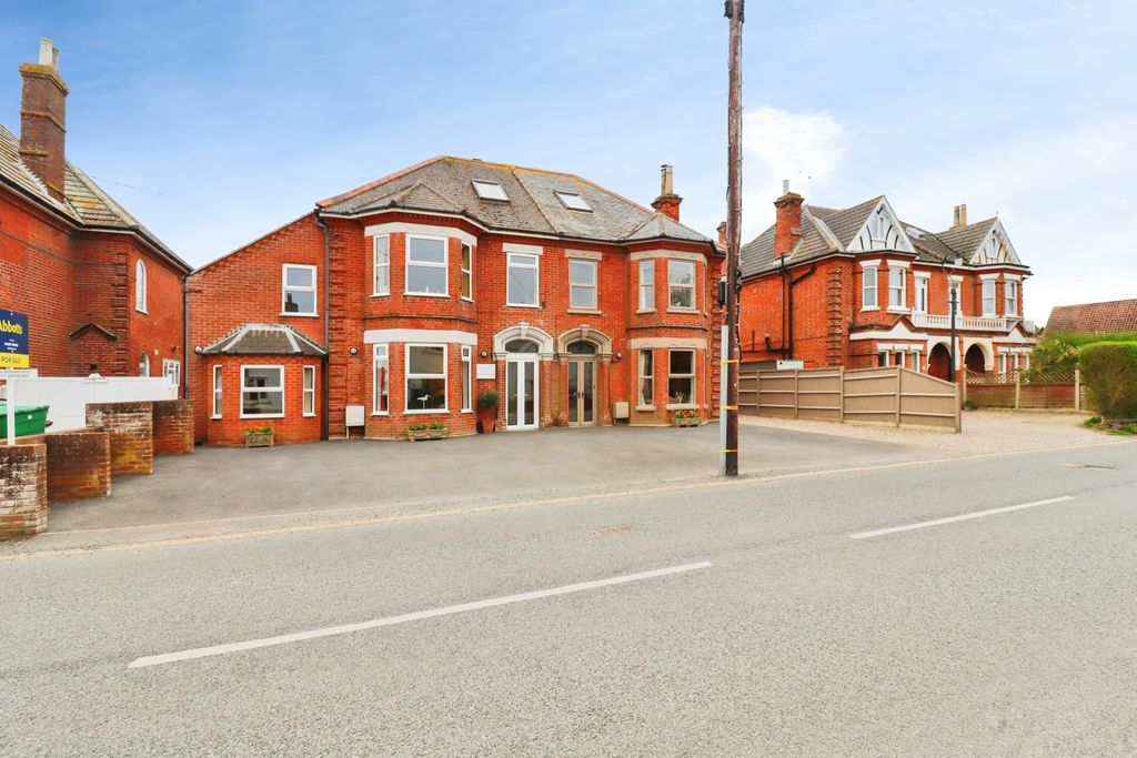 Property photo 1 of 22 Pbox-Img.Jpg