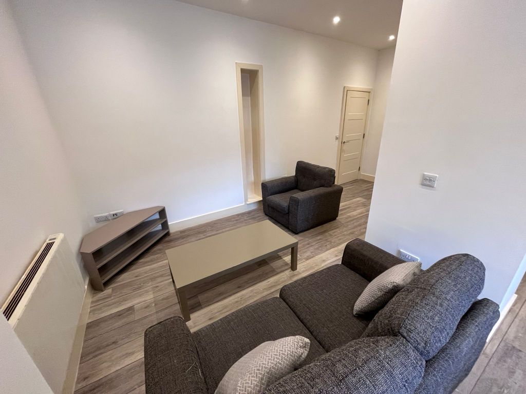 Property photo 2 of 7 Lounge