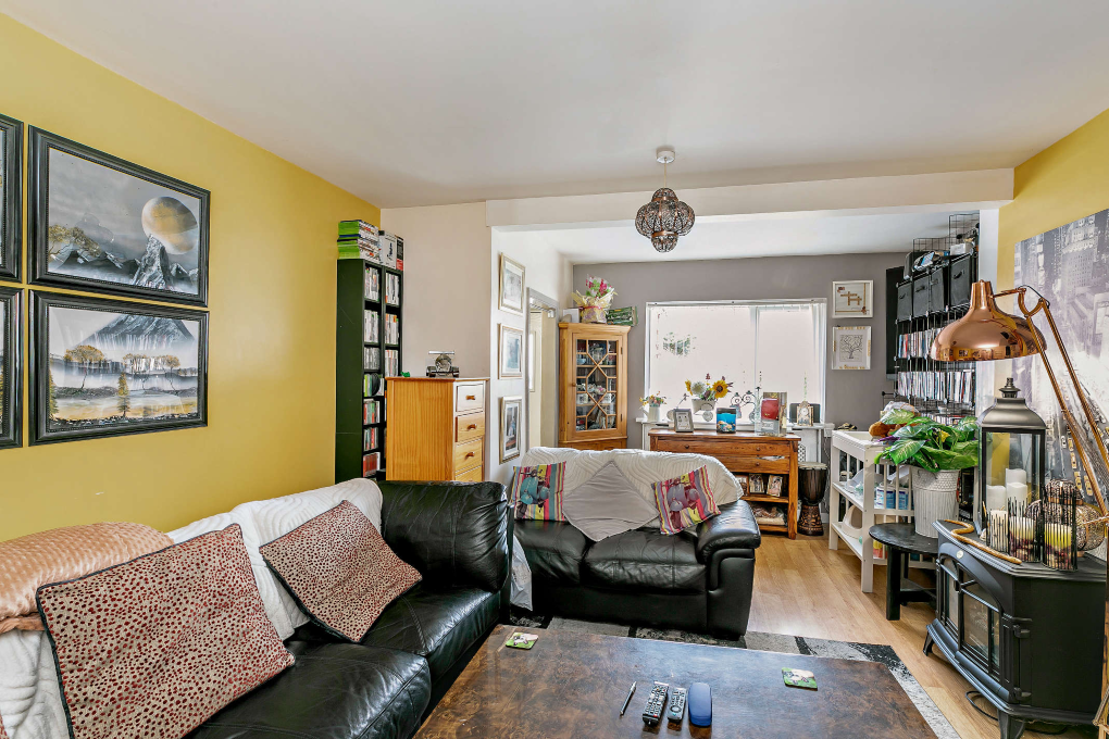 Property photo 2 of 12