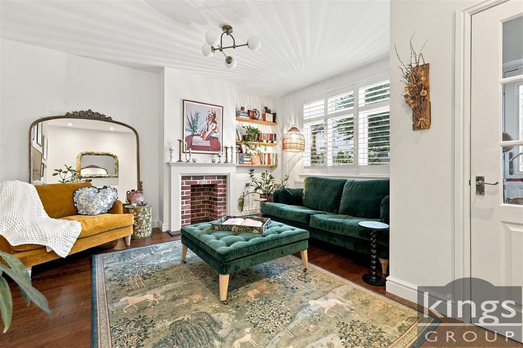 Property photo 2 of 30