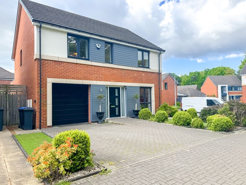 Property photo 1 of 28 Park Wynd Ewemove Middlesbrough-27