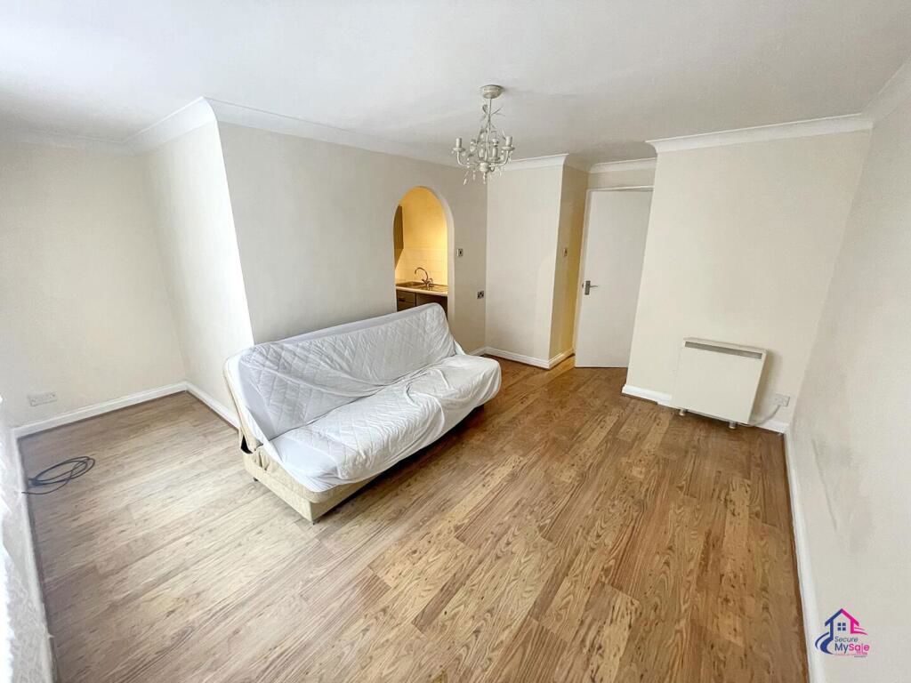 Property photo 3 of 9