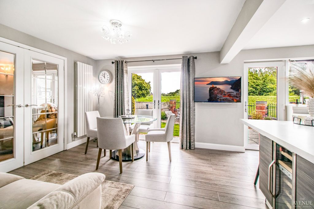 Property photo 3 of 34 42756112