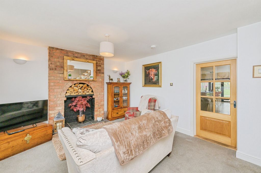 Property photo 2 of 23