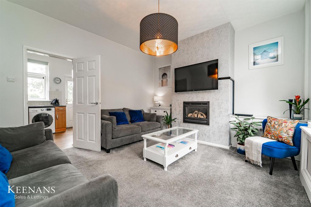 Property photo 2 of 32 2.Jpg