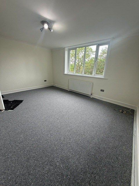 Property photo 3 of 9 Gallery