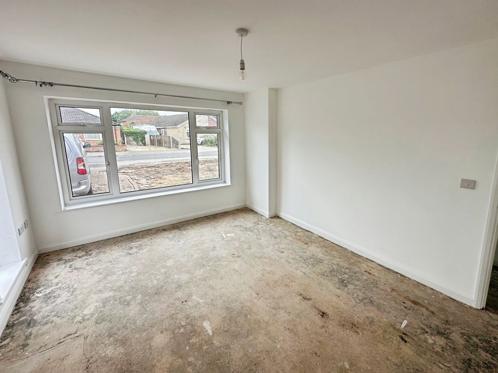 Property photo 3 of 6 Image