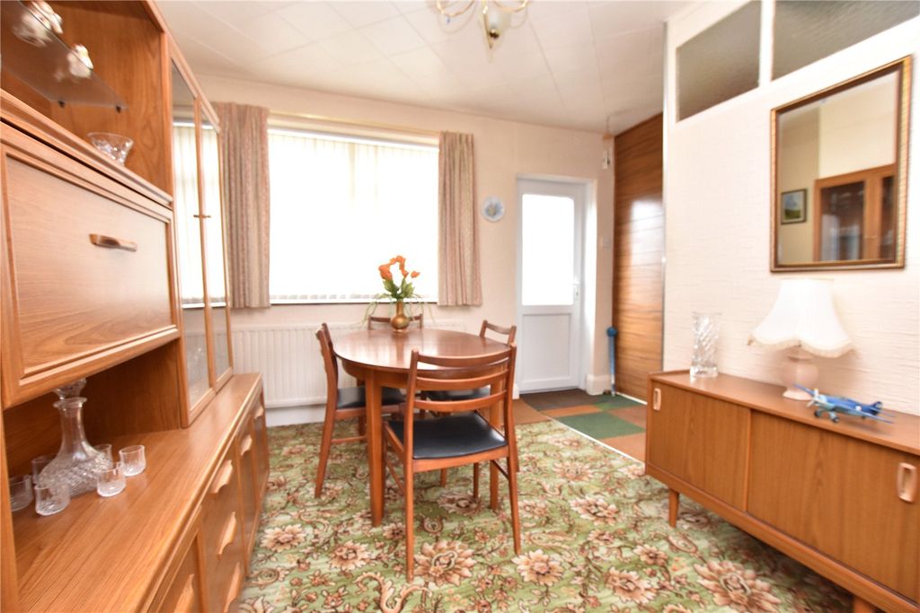 Property photo 3 of 24 Picture No. 20